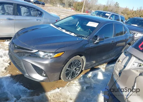 2018 Toyota Camry Se из США, поврежденный, VIN 4T1B11HKXJU607210
